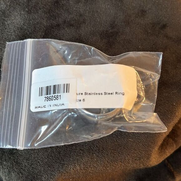 Mojave Blue Turquoise Ring in Stainless Steel size 
9.40 ctw - Picture 7 of 7